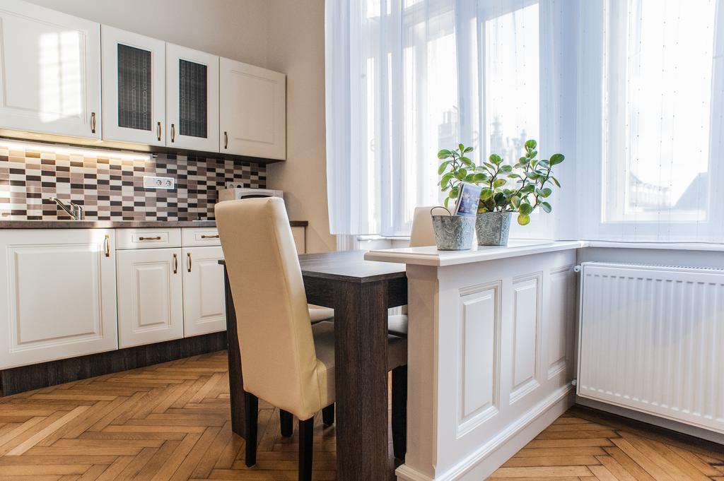 All In Apartman Budapeste Quarto foto