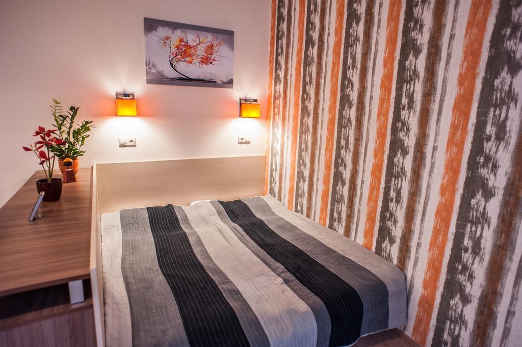 All In Apartman Budapeste Quarto foto