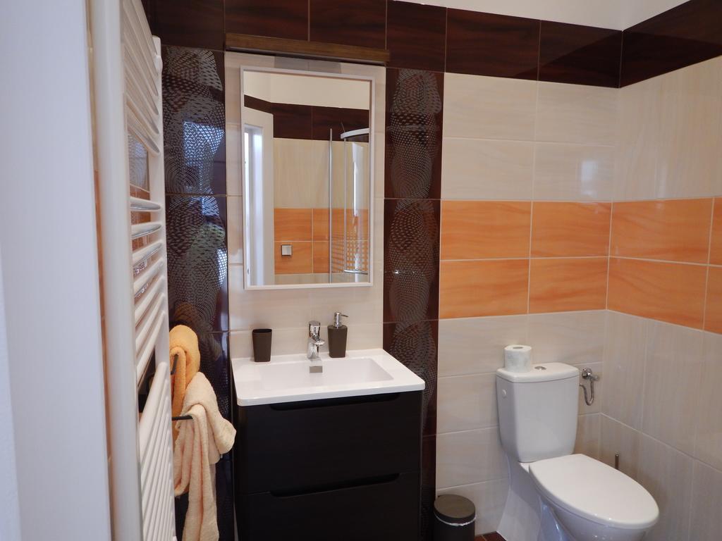 All In Apartman Budapeste Quarto foto