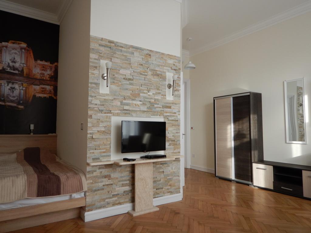 All In Apartman Budapeste Quarto foto